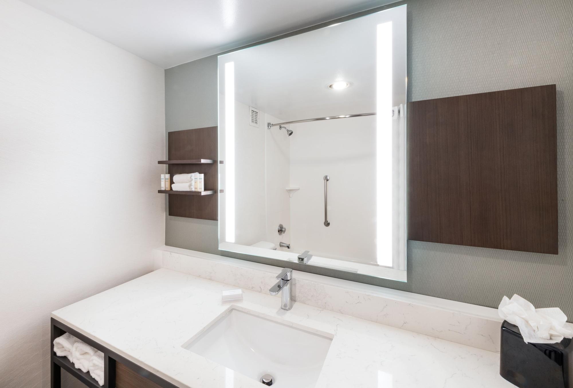 Hilton Garden Inn Philadelphia-Fort Washington Extérieur photo