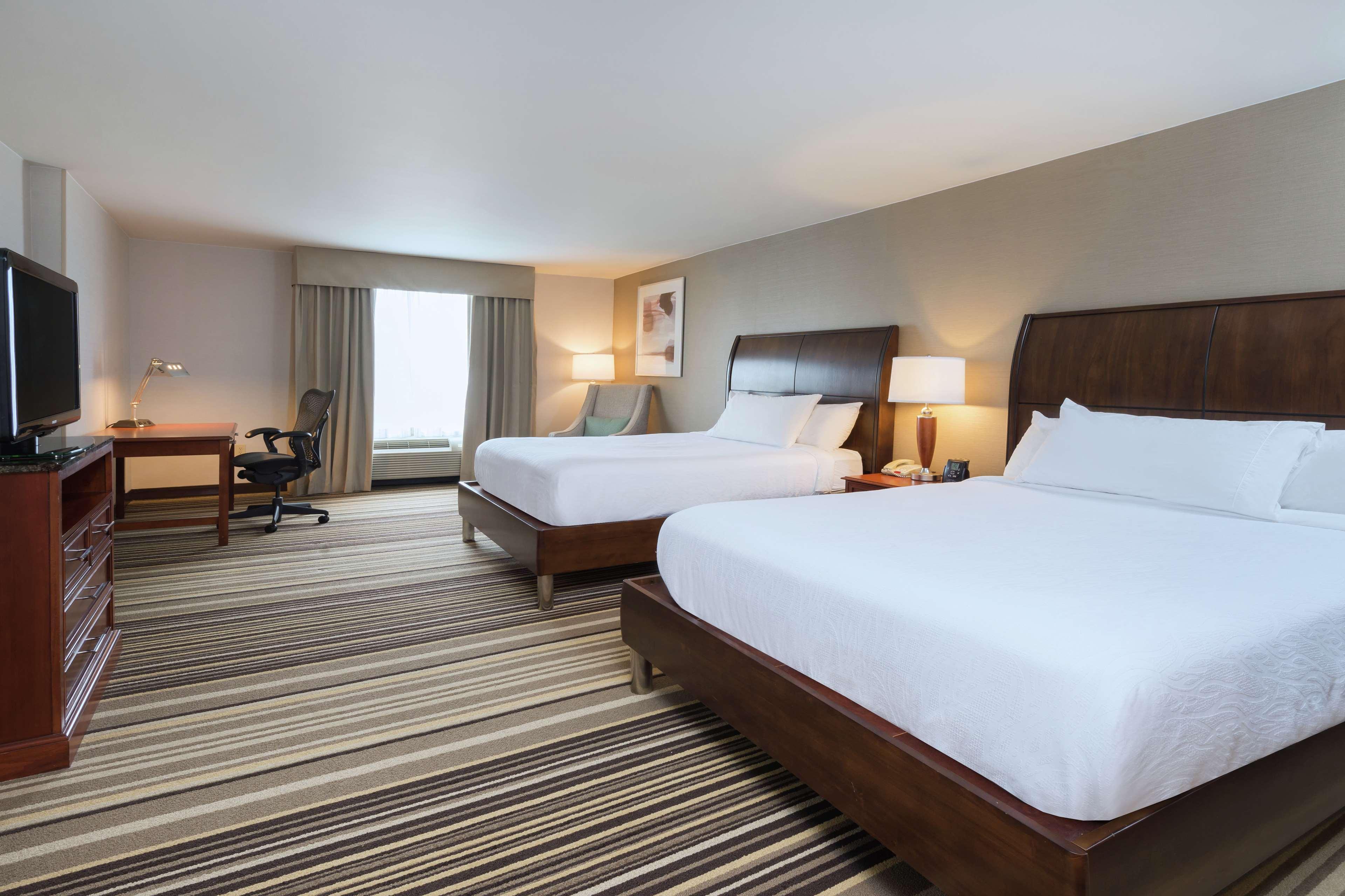 Hilton Garden Inn Philadelphia-Fort Washington Extérieur photo