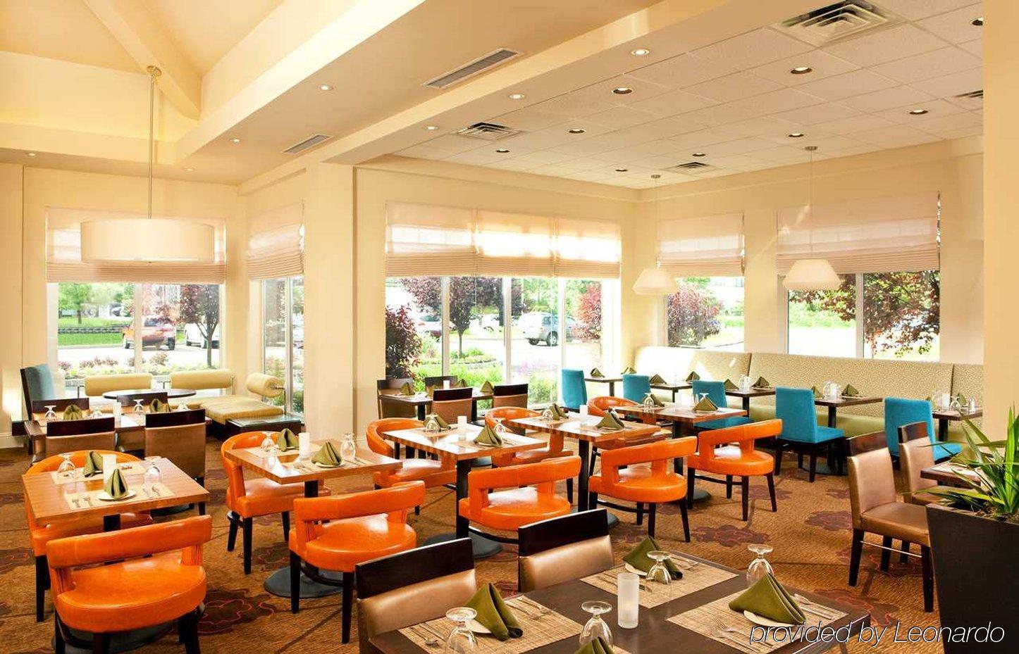 Hilton Garden Inn Philadelphia-Fort Washington Restaurant photo