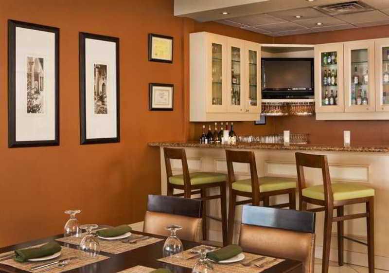 Hilton Garden Inn Philadelphia-Fort Washington Extérieur photo