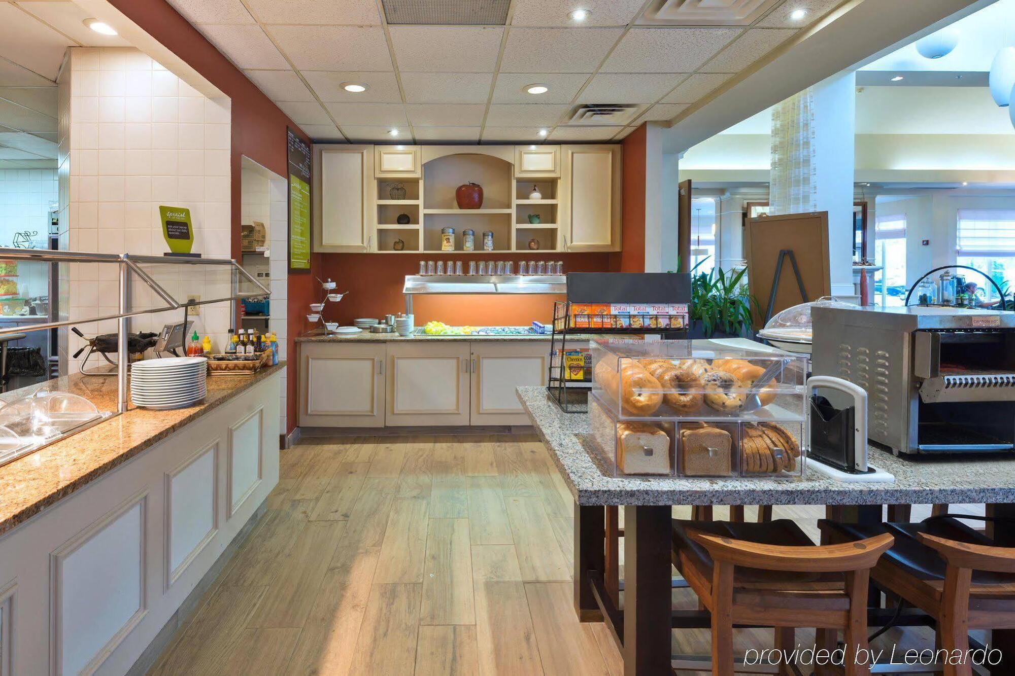Hilton Garden Inn Philadelphia-Fort Washington Extérieur photo